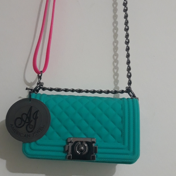 Bags - Picture 2 of 6